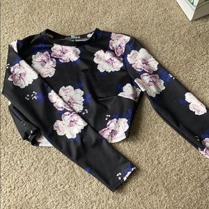 long sleeve crop top